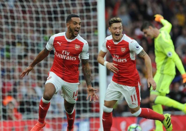 天空：谢什科有望为曼联增添反击威胁，他尚显稚嫩但潜力巨大（天空体育：谢什科或将增强曼联反击锋芒，虽仍青涩却天赋极高）