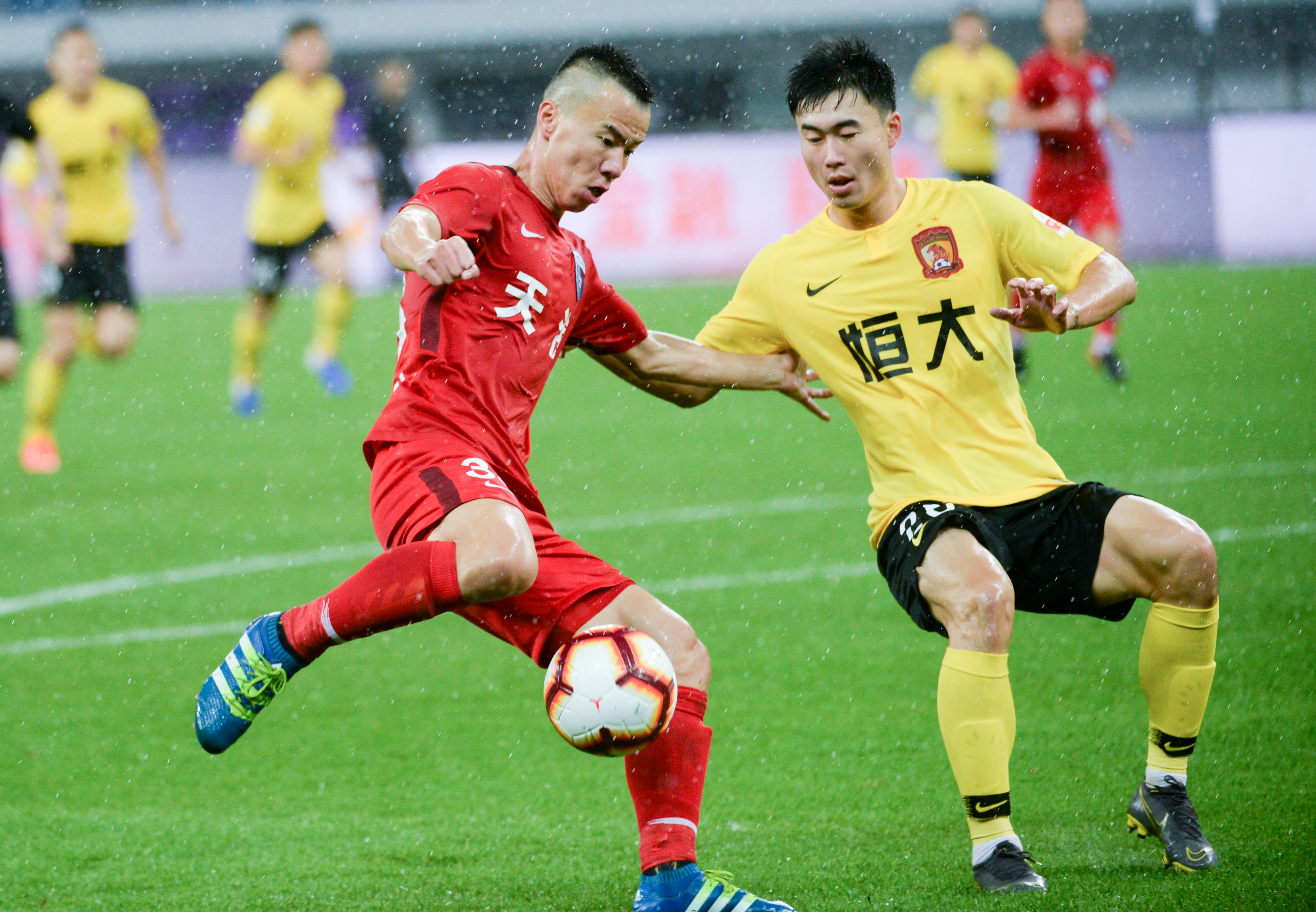 西雅图大学3分惜败，淡厚然19分钟贡献3分2抢断1盖帽（西雅图大学3分憾负，淡厚然19分钟拿下3分2断1帽）